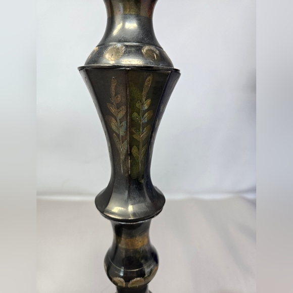 Pair of Vintage Solid Brass Etched Large Candle Holders Wide Bass Oxidation Tone - Picture 8 of 14